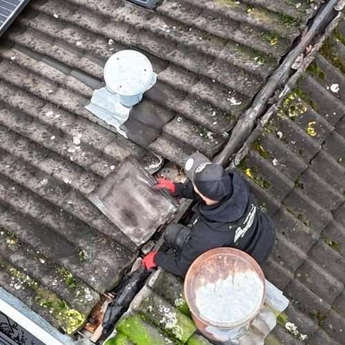 Een dakrenovatie bij oud pannendak in Denekamp
